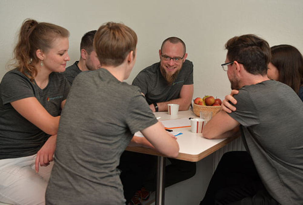 Die Mitarbeiter von Physiotrail bei einer gemeinsamen internen Fortbildung von physiotrail in Ravensburg 